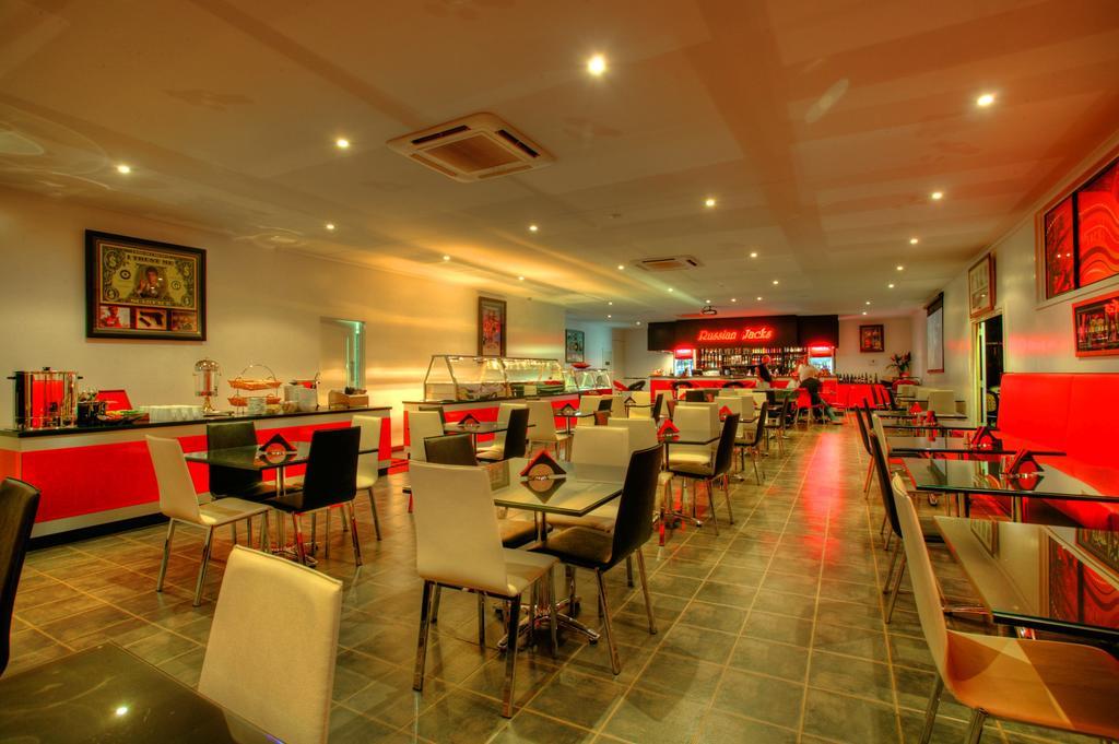 Halls Creek Motel Exterior photo