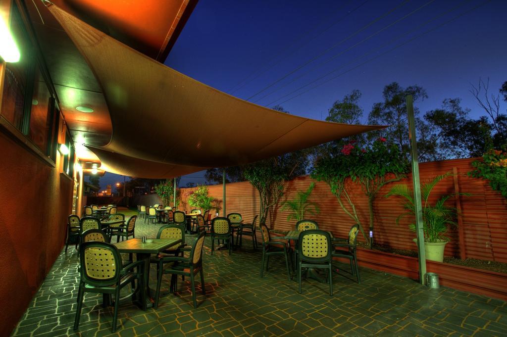 Halls Creek Motel Exterior photo